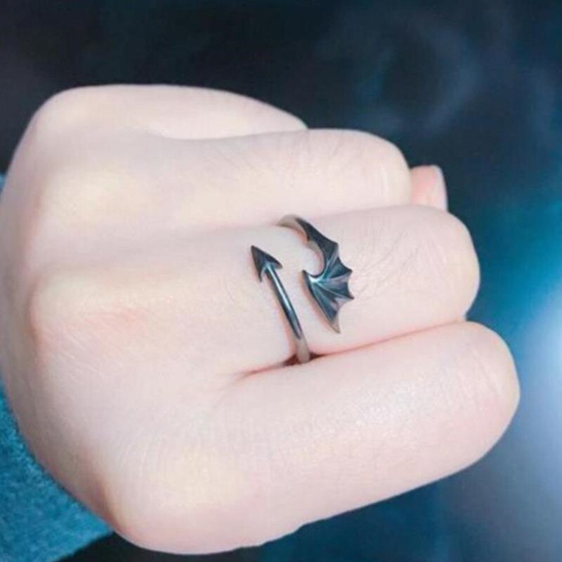 Eurynomos Ring<br> black wings 